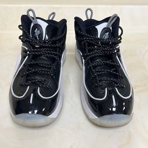 Nike Air Penny 2 “Black Patent Football Grey” 11.5